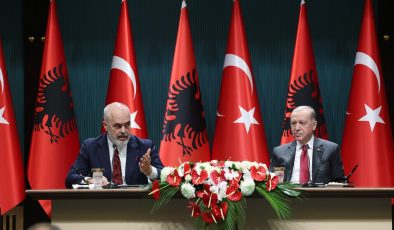 Erdoğan: FETÖ’nün Arnavutluk’ta amacına ulaşmasına izin vermeyeceğiz