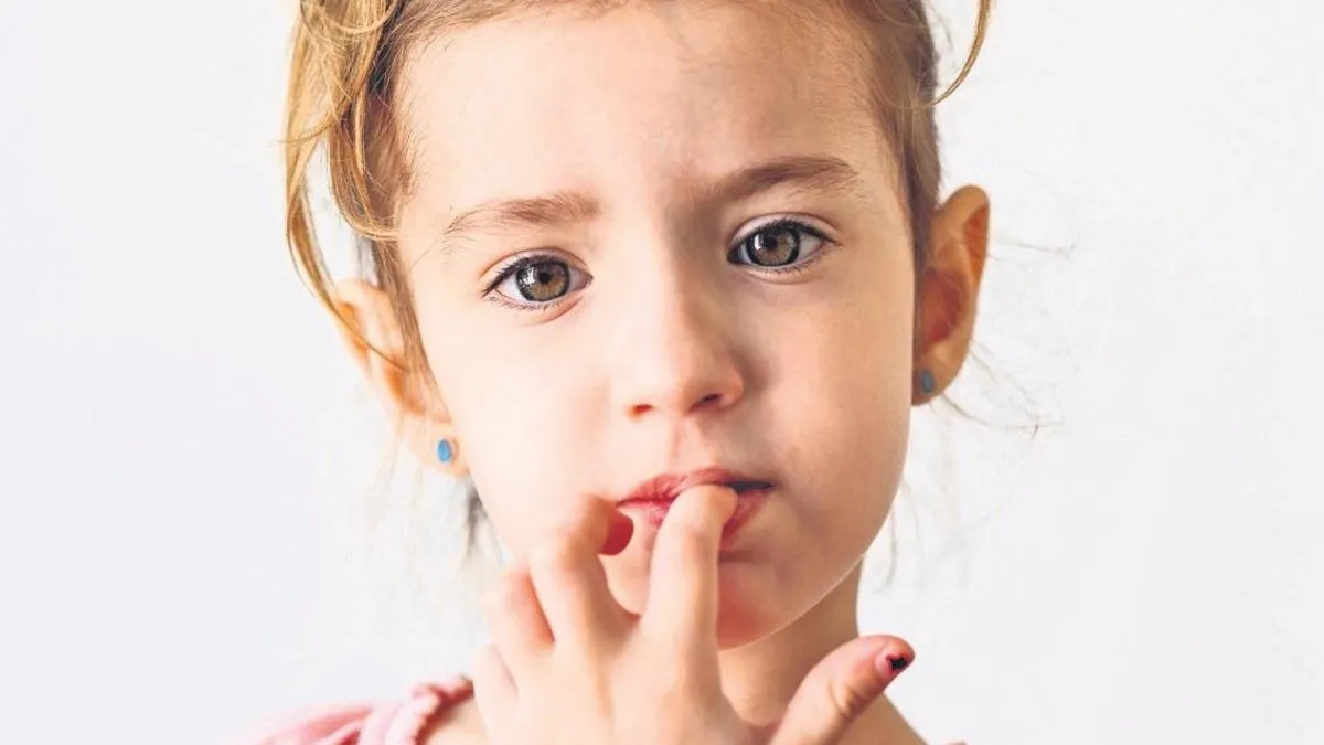 Çocuğum neden tırnaklarını yiyor?